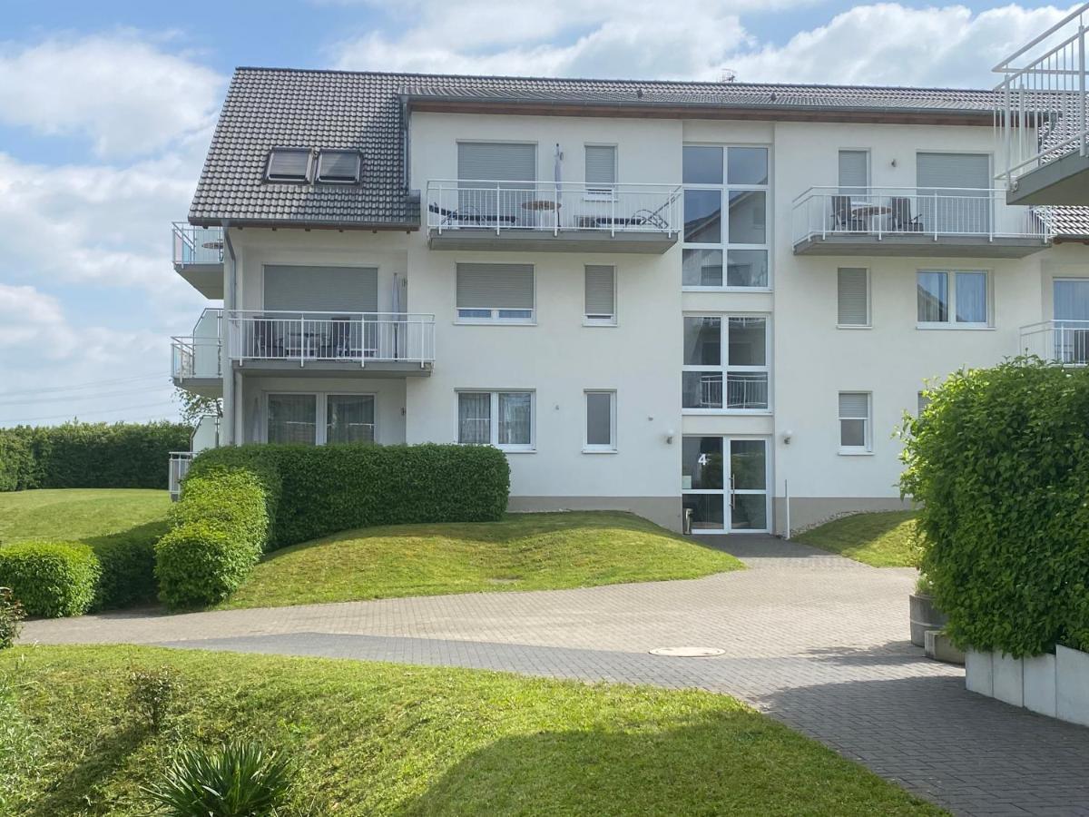 2-Zimmer-Ferienwohnung Mit Hotelservice Und 2 Balkons - Golf, Bike Und Wellness Im Markgraeflerland Bad Bellingen Esterno foto