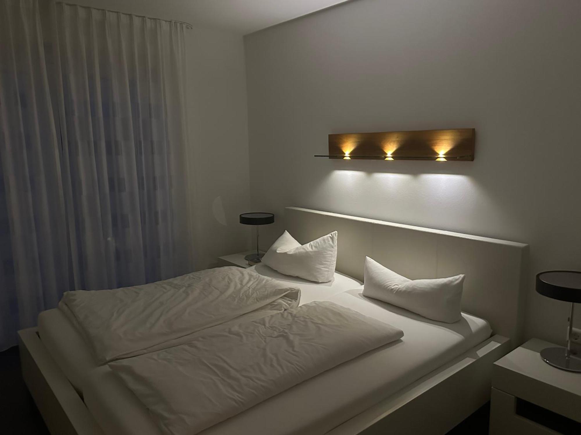 2-Zimmer-Ferienwohnung Mit Hotelservice Und 2 Balkons - Golf, Bike Und Wellness Im Markgraeflerland Bad Bellingen Esterno foto